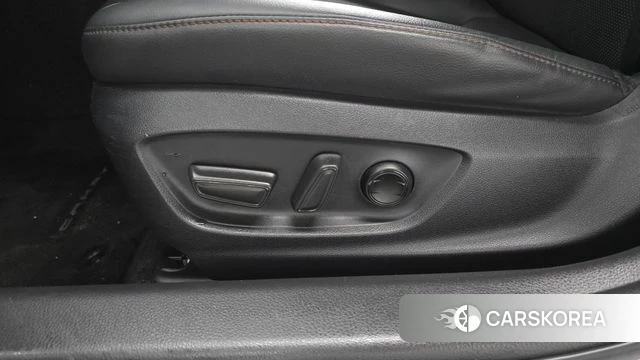 Toyota Camry (XV70) id 4233183 из Кореи 8