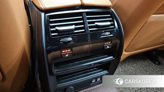 BMW 5 Series (G30) id 3716497 из Кореи 8