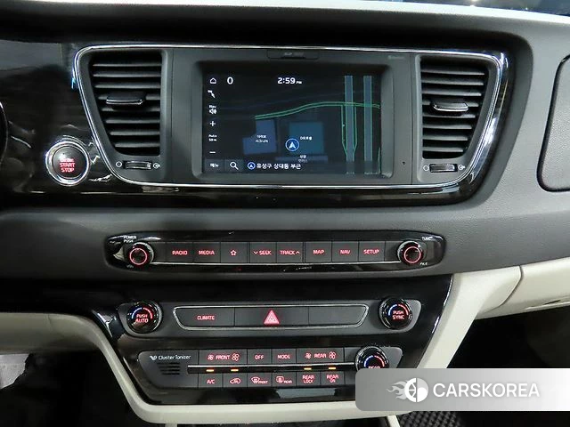 Kia The New Carnival id 4652246 из Кореи 8
