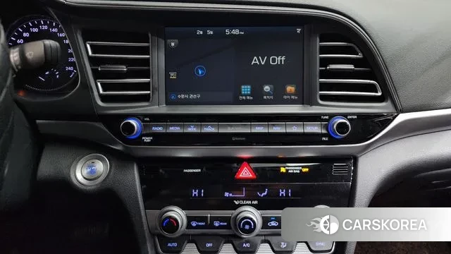 Hyundai The New Avante AD id 3661475 из Кореи 8