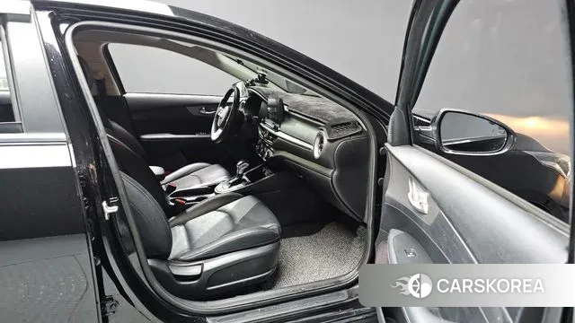 Kia Come New K3 id 3612782 из Кореи 8