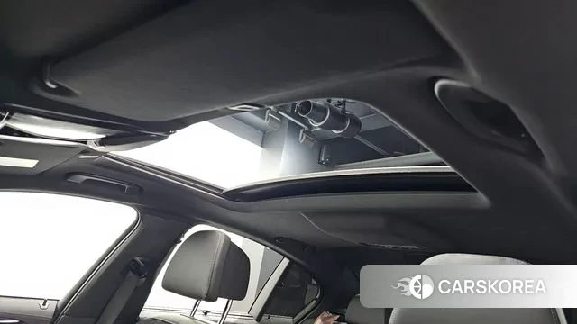 BMW 5 Series (G30) id 3389123 из Кореи 8