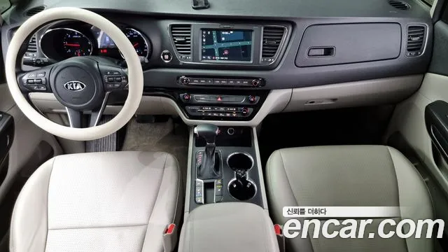 Kia The New Carnival id 2681471 из Кореи 8