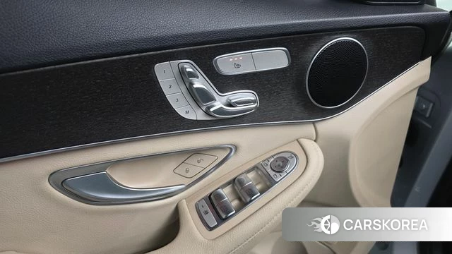 Mercedes-Benz C-Class W205 id 3879838 из Кореи 8