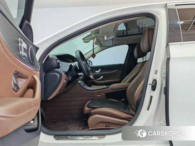 Mercedes-Benz E-class id 3889874 из Китая 8