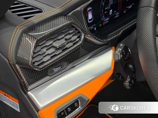 Lamborghini Urus id 3838258 из Кореи 8