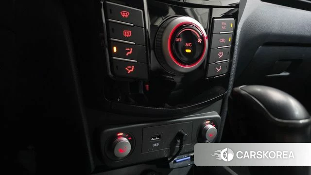 Ssangyong Tivoli Air id 4525837 из Кореи 8