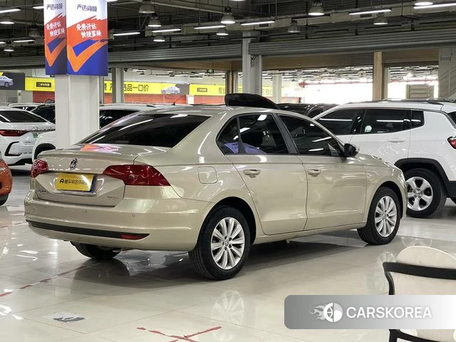 Volkswagen Bora id 4258262 из Китая 8