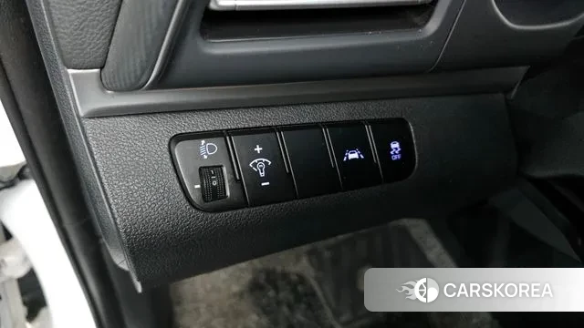 Hyundai The New Avante AD id 3302794 из Кореи 8