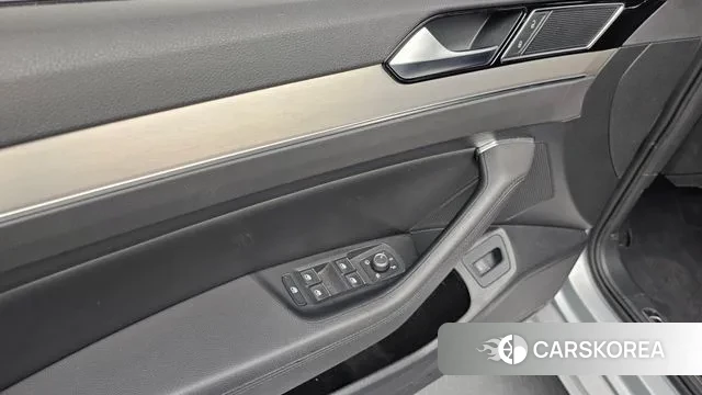 Volkswagen Passat GT (B8) id 3292454 из Кореи 8