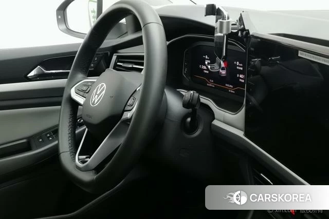 Volkswagen Bora id 4272801 из Китая 8