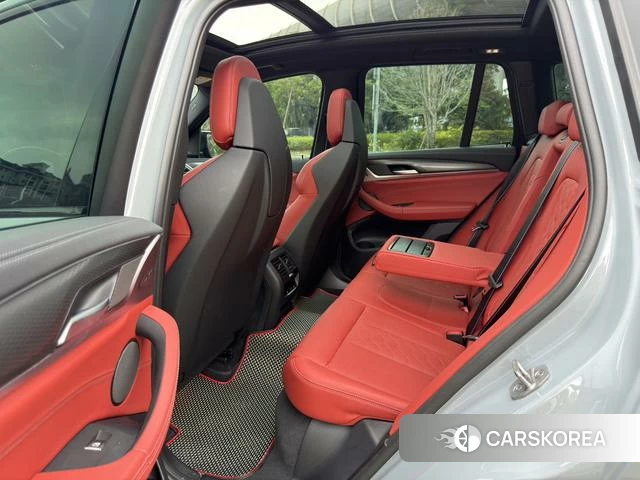 BMW X3 M id 4290958 из Китая 8