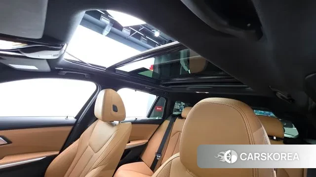 BMW 3 Series (G20) id 3745238 из Кореи 8