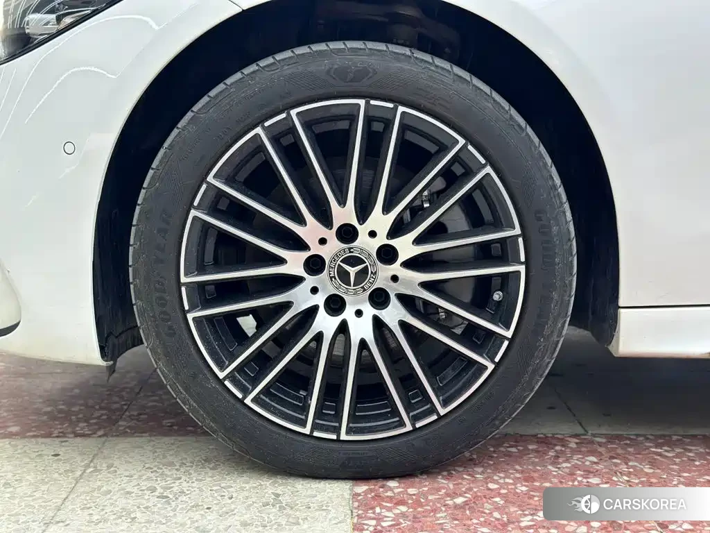 Mercedes-Benz C-class id 4654432 из Китая 8