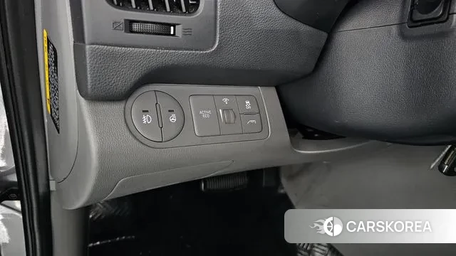 Hyundai The New Grand Starex id 3588453 из Кореи 8