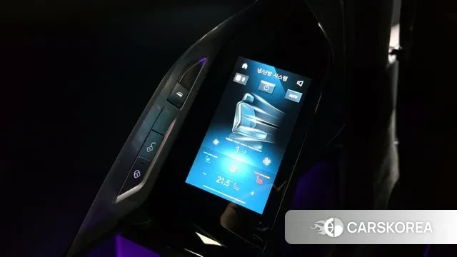 BMW 7 Series (G70) id 2998018 из Кореи 8