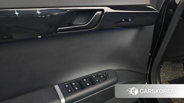 Hyundai Grandeur (GN7) id 3826085 из Кореи 8