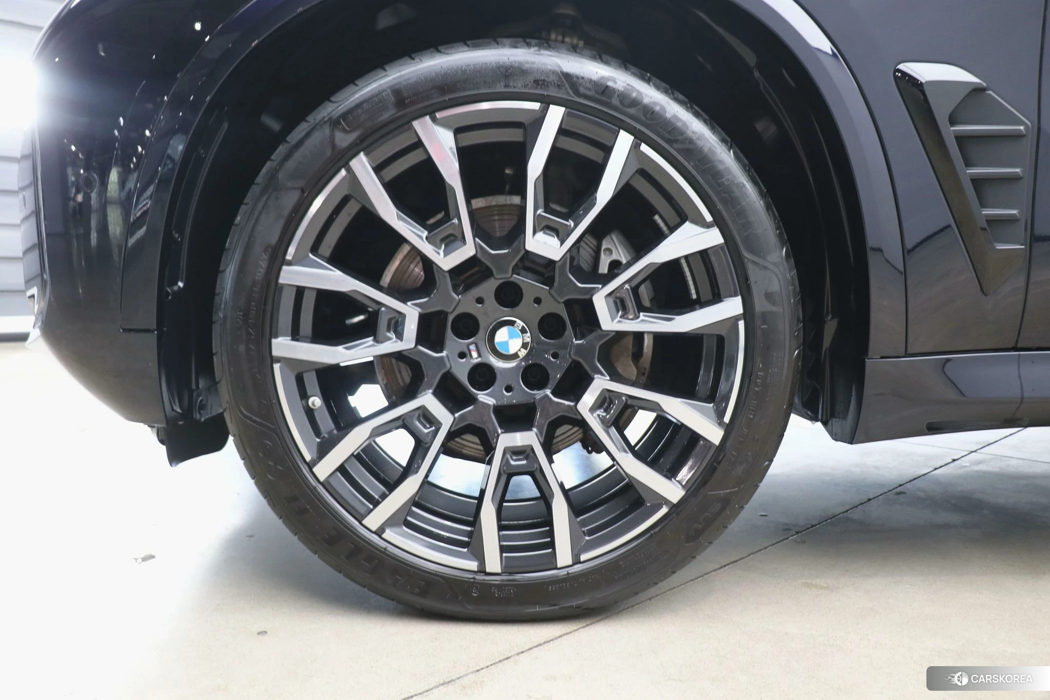 BMW X5 id 4512769 из Китая 8