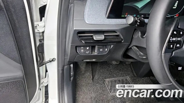 Kia EV6 id 2943876 из Кореи 8