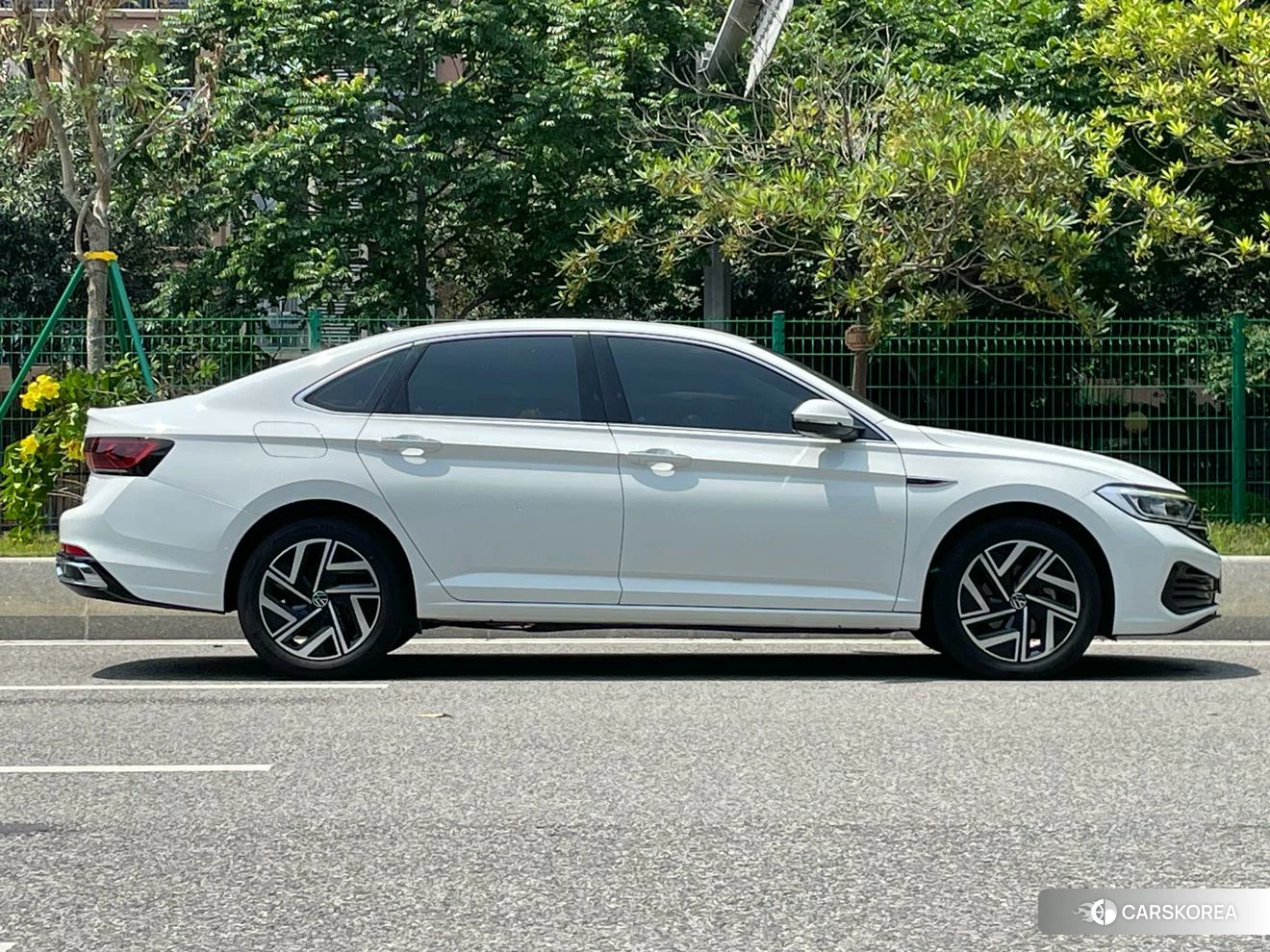 Volkswagen Sagitar id 4419088 из Китая 8