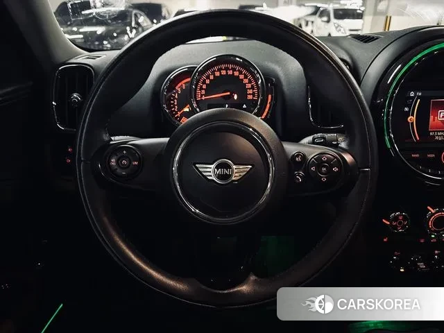 Mini Cooper D Countryman id 3060942 из Кореи 8
