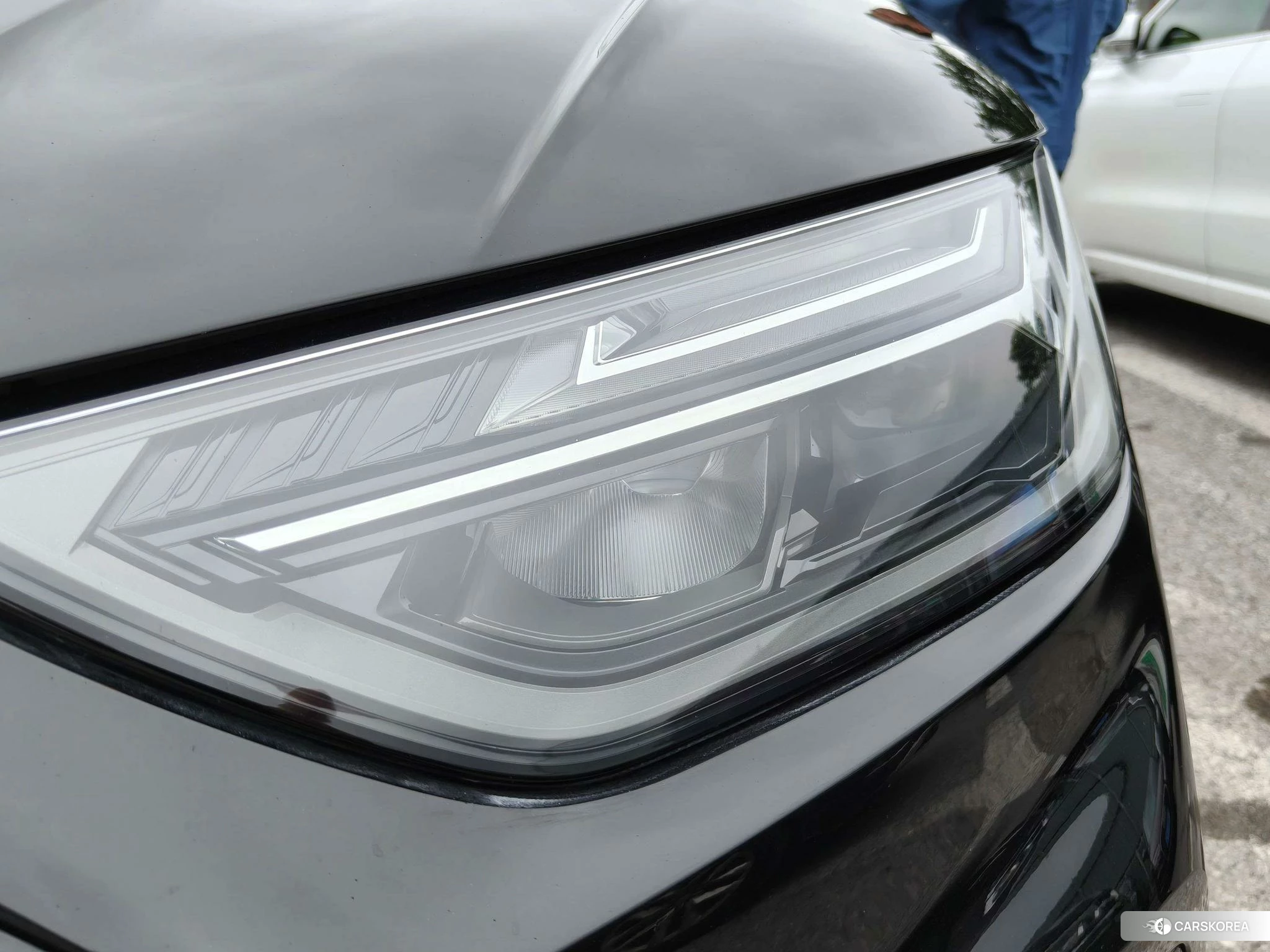 Audi Q5L id 4467576 из Китая 8