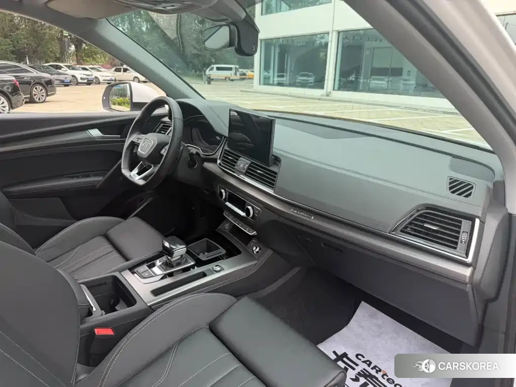 Audi Q5L id 4655134 из Китая 8