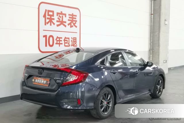 Honda Civic id 4307728 из Китая 8