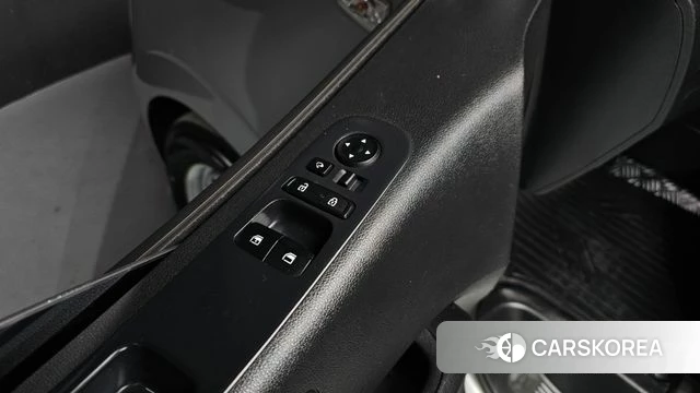 Hyundai Staria id 3866034 из Кореи 8