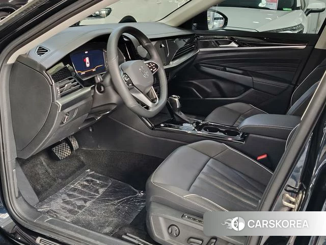 Volkswagen Passat id 4258755 из Китая 8