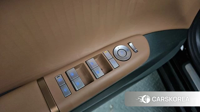 Hyundai Grandeur Hybrid (GN7) id 4863430 из Кореи 8