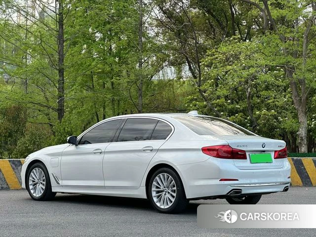 BMW 5 series PHEV id 4212646 из Китая 8