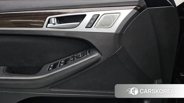 Genesis G80 id 3583619 из Кореи 8