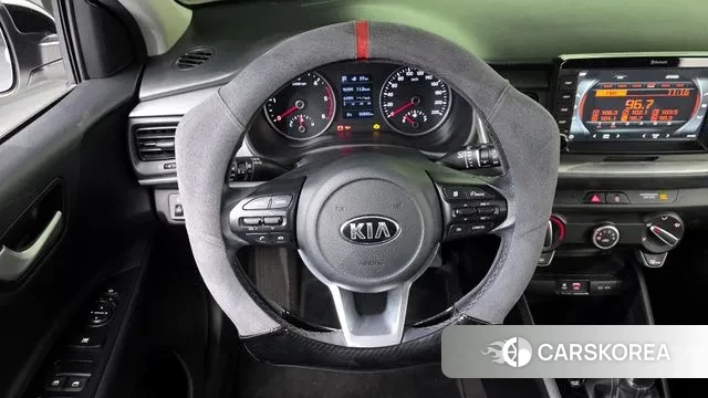 Kia Stonic id 3386333 из Кореи 8