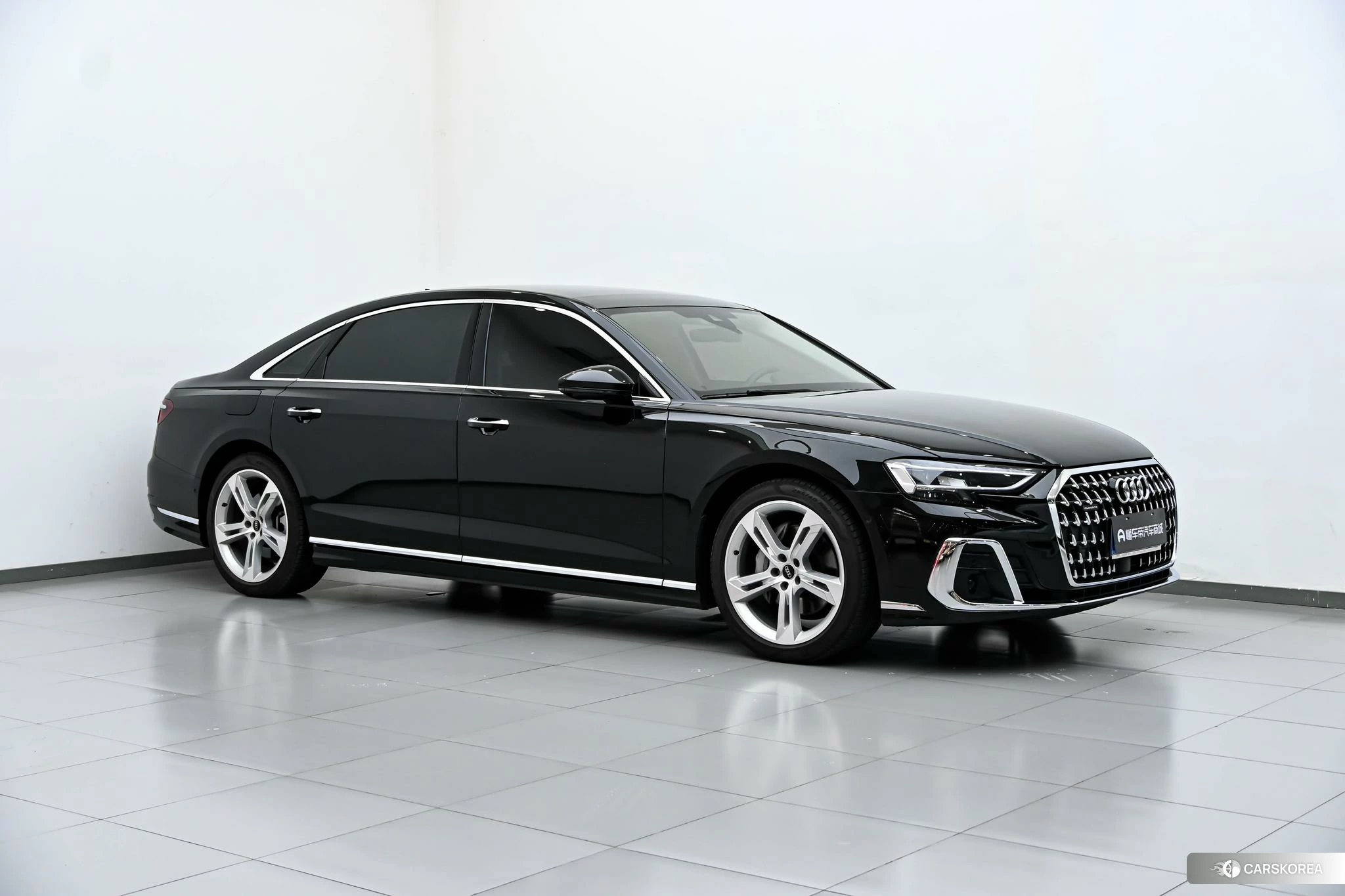 Audi A8 id 4420764 из Китая 8