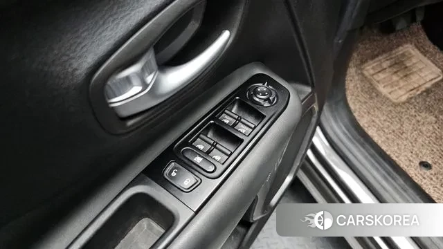 Jeep Renegade id 3000011 из Кореи 8