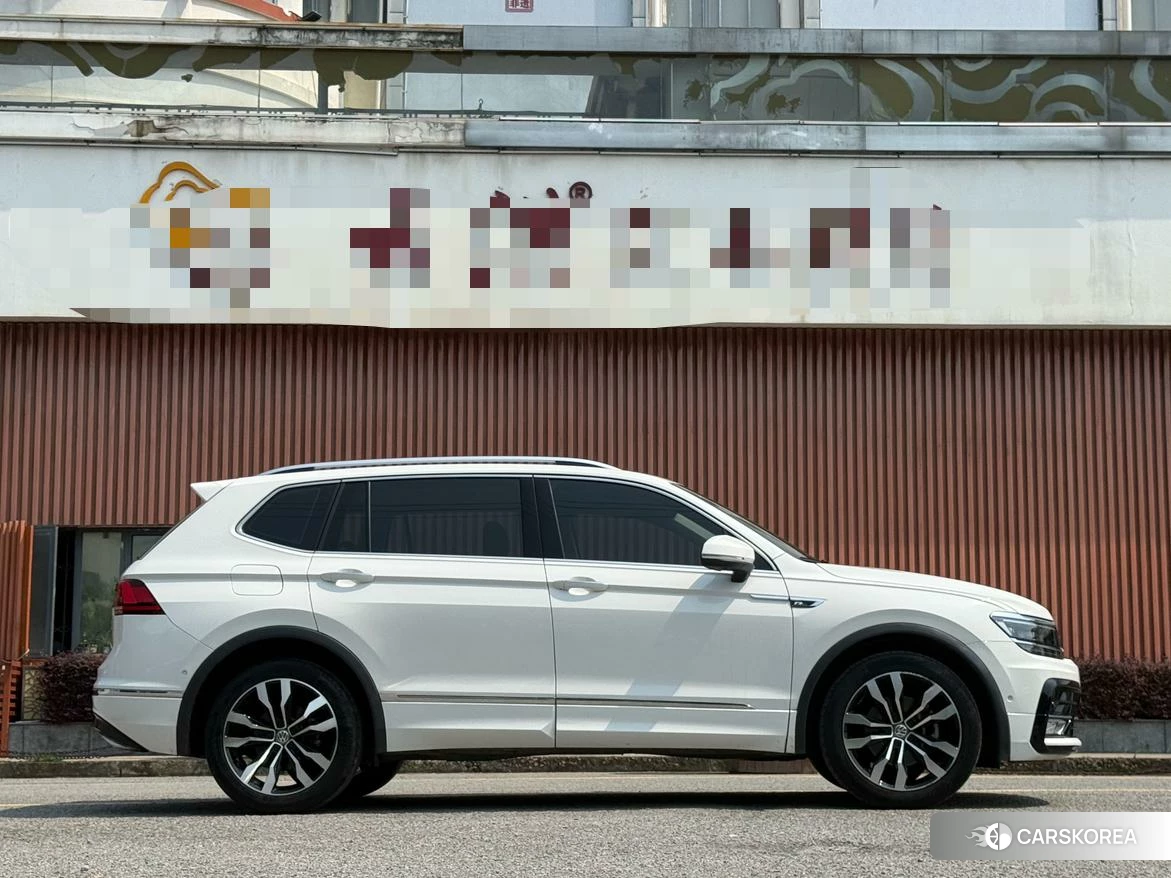 Volkswagen Tiguan L id 4510389 из Китая 8