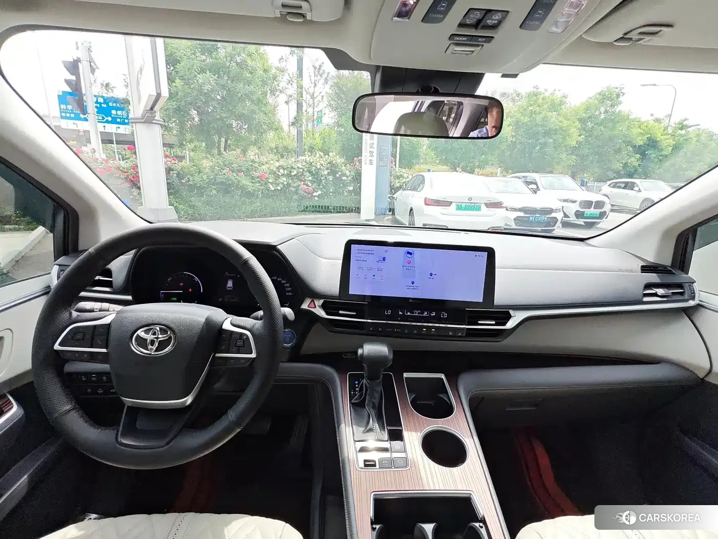 Toyota Granvia id 4514250 из Китая 8