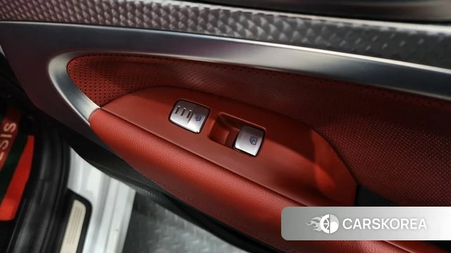 Genesis The New G70 id 3818294 из Кореи 8