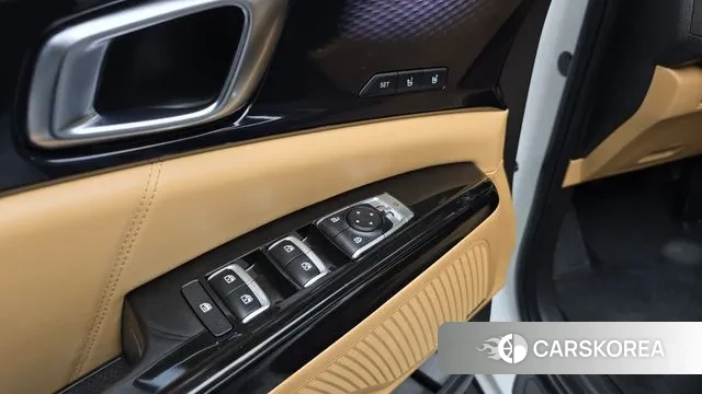 Kia Carnival 4th generation id 3300261 из Кореи 8