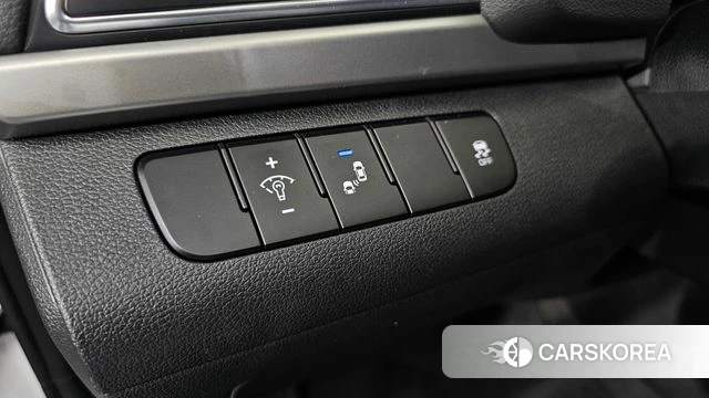 Hyundai Avante AD id 4610412 из Кореи 8