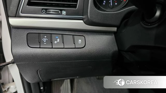Hyundai Avante AD id 4525898 из Кореи 8