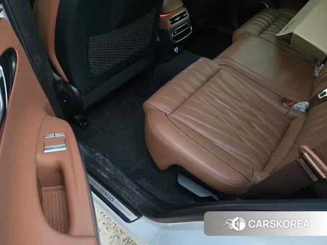 Genesis GV70 id 3355190 из Кореи 8