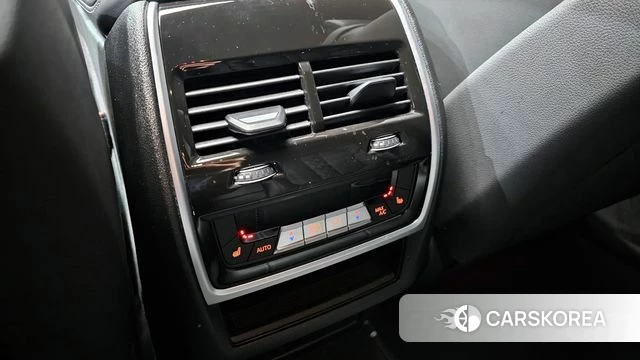 BMW X6 (G06) id 3792703 из Кореи 8