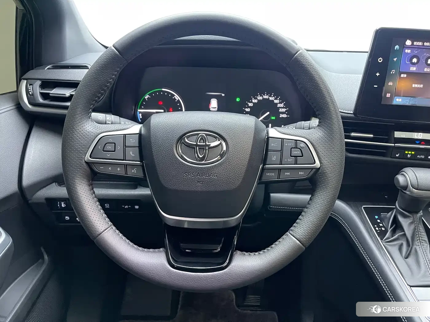 Toyota Sienna id 4653909 из Китая 9