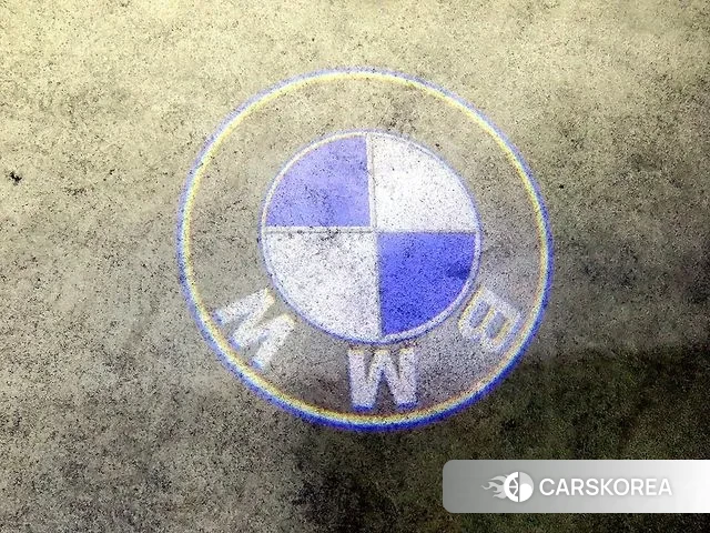 BMW 5 Series (G30) id 3728498 из Кореи 8