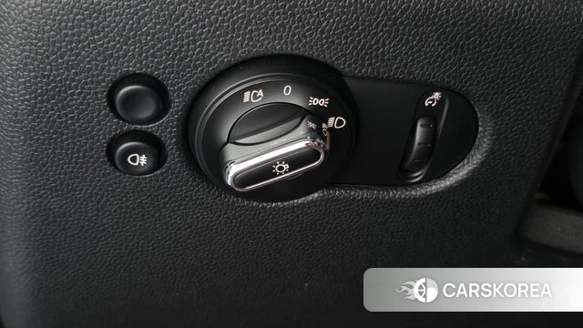 Mini Cooper Electric id 4533915 из Кореи 8