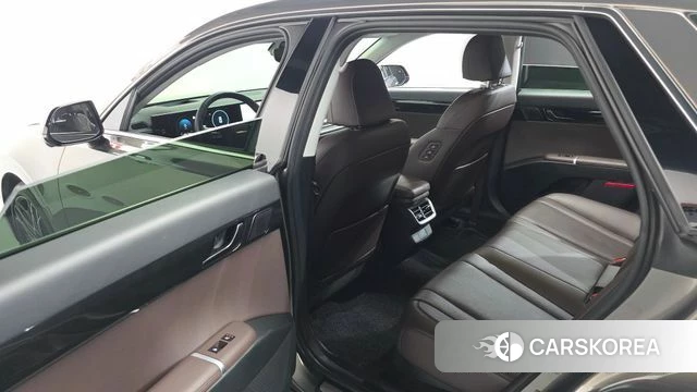 Hyundai Grandeur (GN7) id 3883510 из Кореи 8