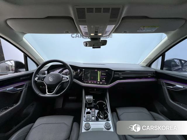 Volkswagen Touareg id 4297802 из Китая 8