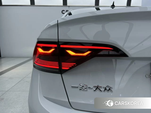Volkswagen Sagitar id 4314541 из Китая 8